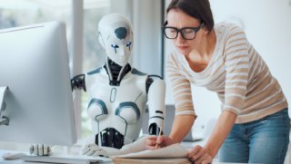 Unlocking the Future: Successfully Implementing AI Agents as Your New Workforce