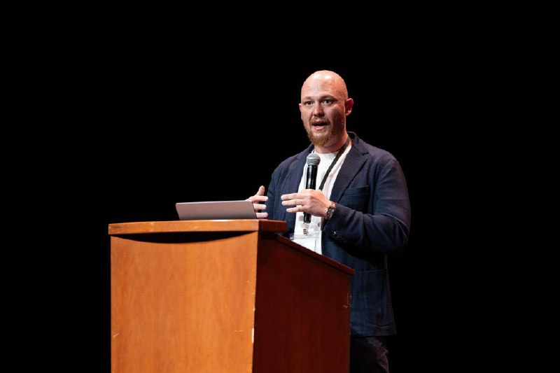The Future of Software: "Agents All the Way Down" - Insights from Replit’s CEO