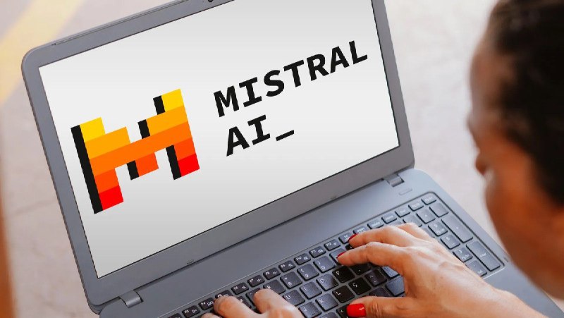 Mistral's Le Chat Chatbot Transforms Productivity with Innovative 'Deep Research' Mode!
